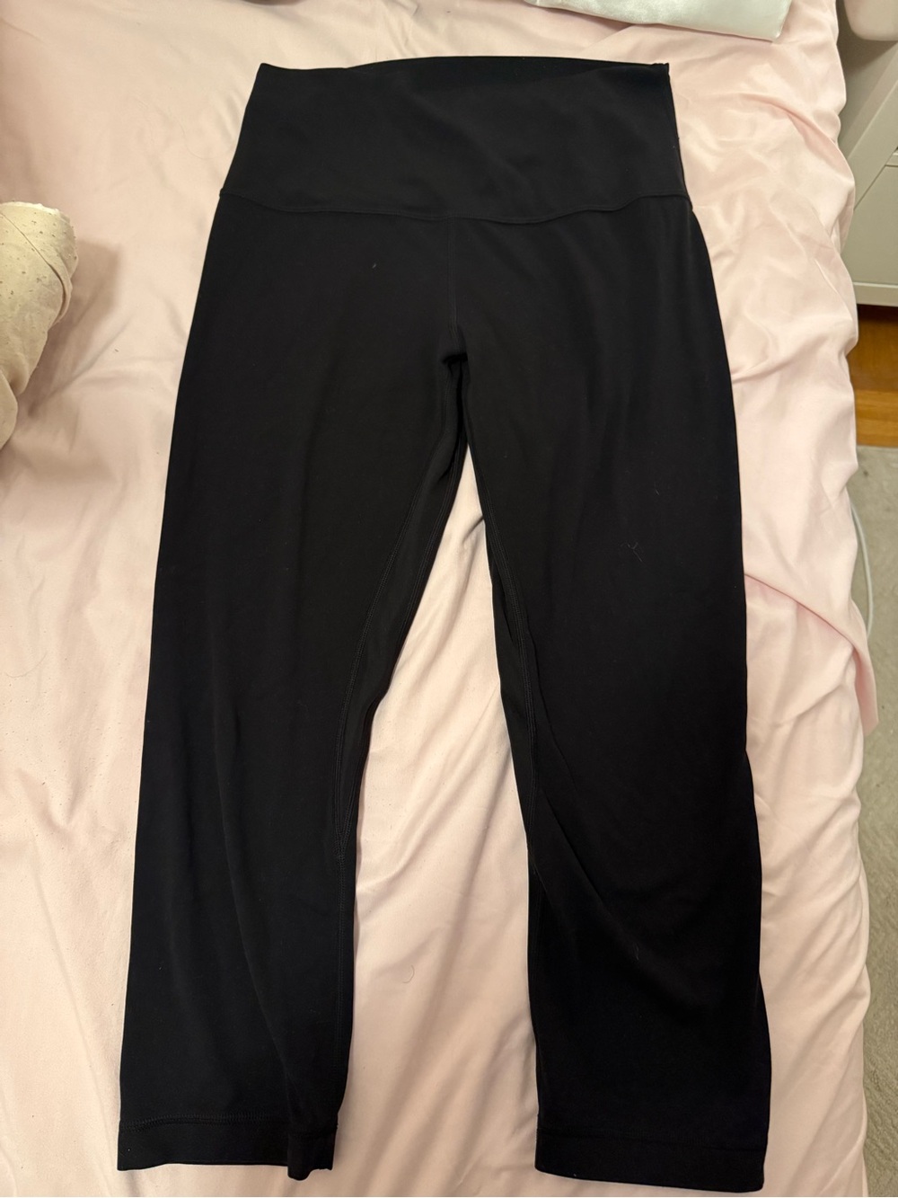 Women's Black High-Waist Capri Leggings